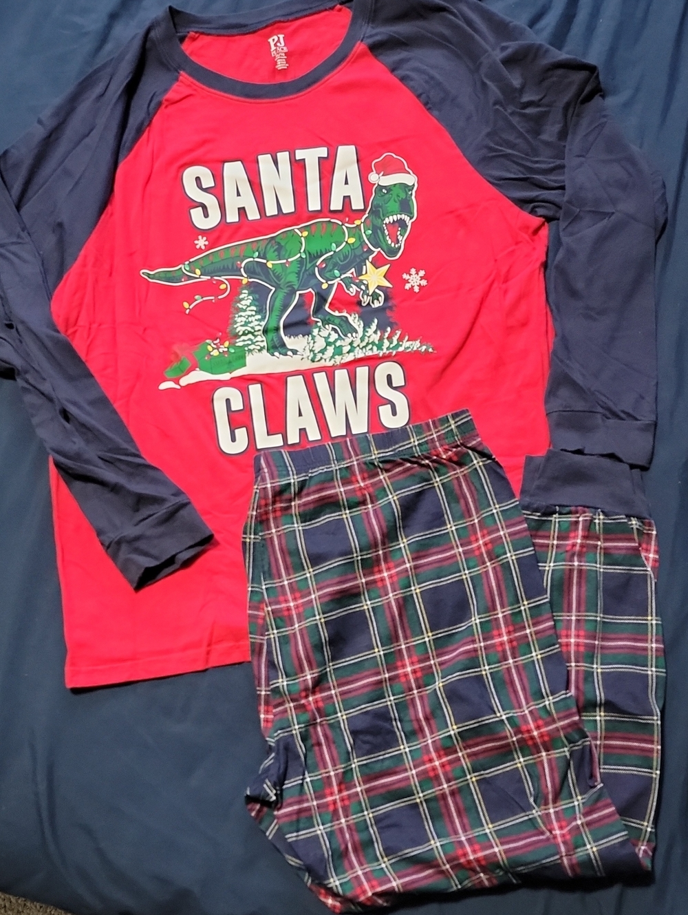 Place Adult "Santa Claws" Pajama Set